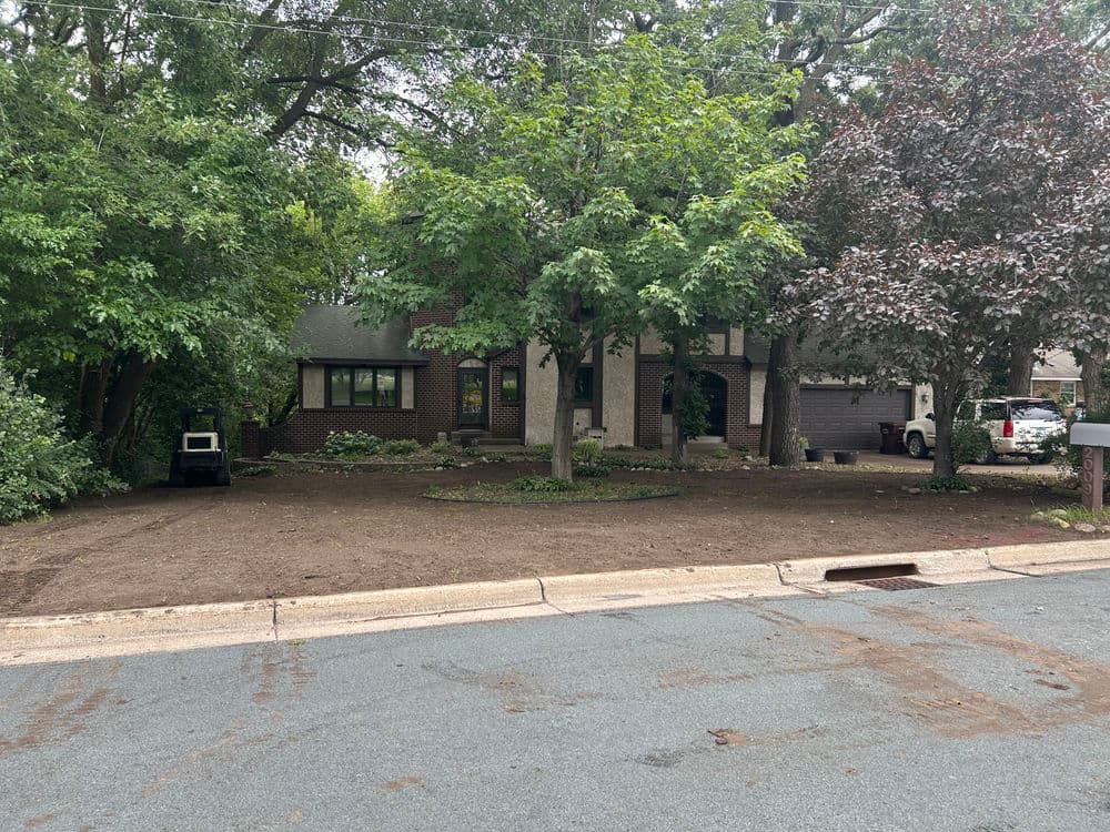 Gallery photos for Achieving a Lush Green Lawn in Bloomington: Image #1